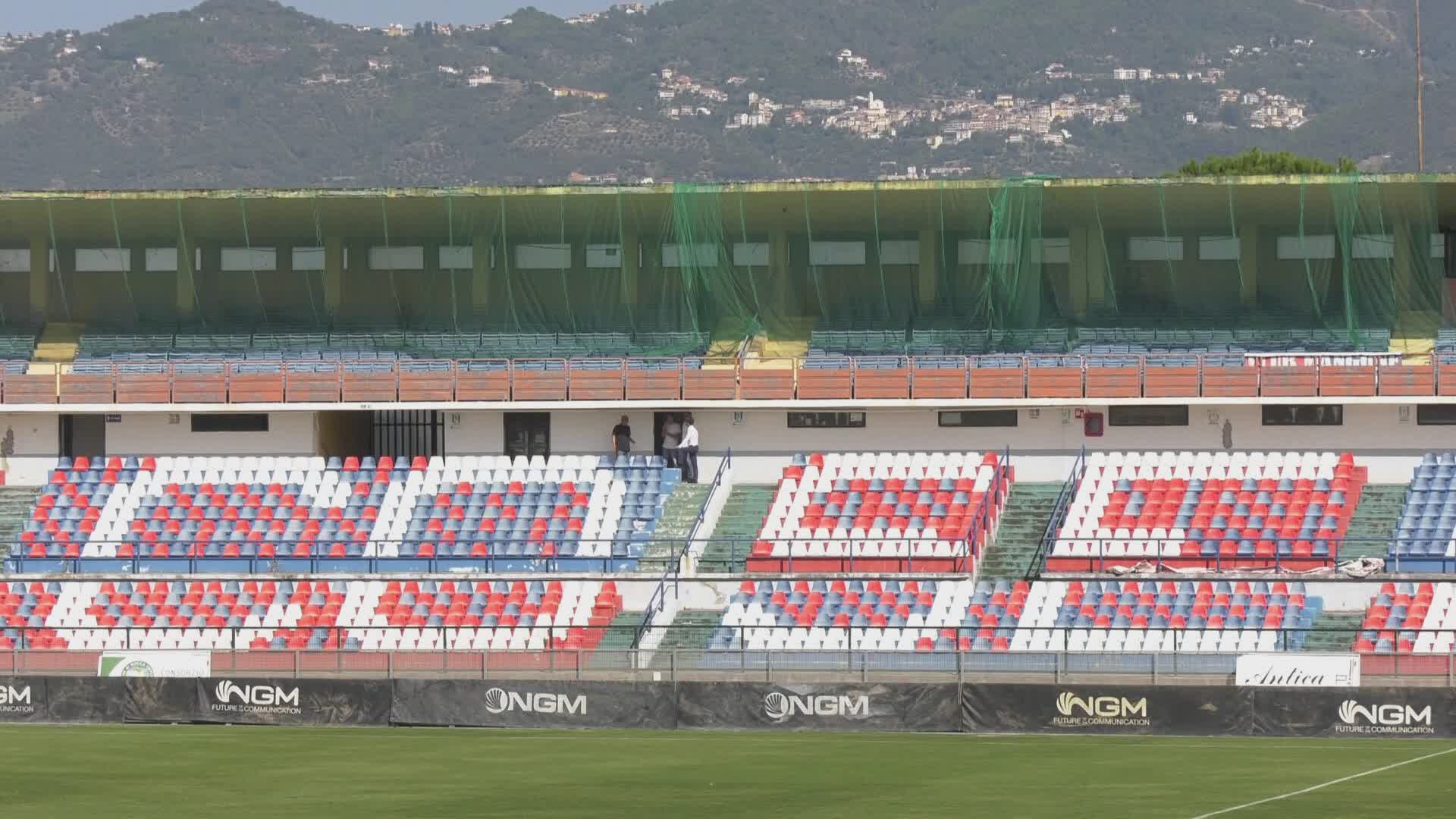 Tribuna B Stadio San Vito Marulla Si Attende L Ok Della Commissione